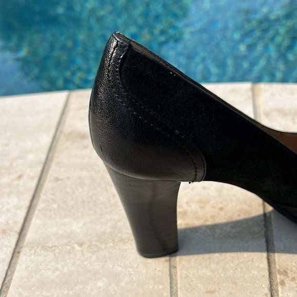 Black Pumps Size EU38 US7.5 Learher and Suede Bow Detail Front High Heel - Picture 8 of 12
